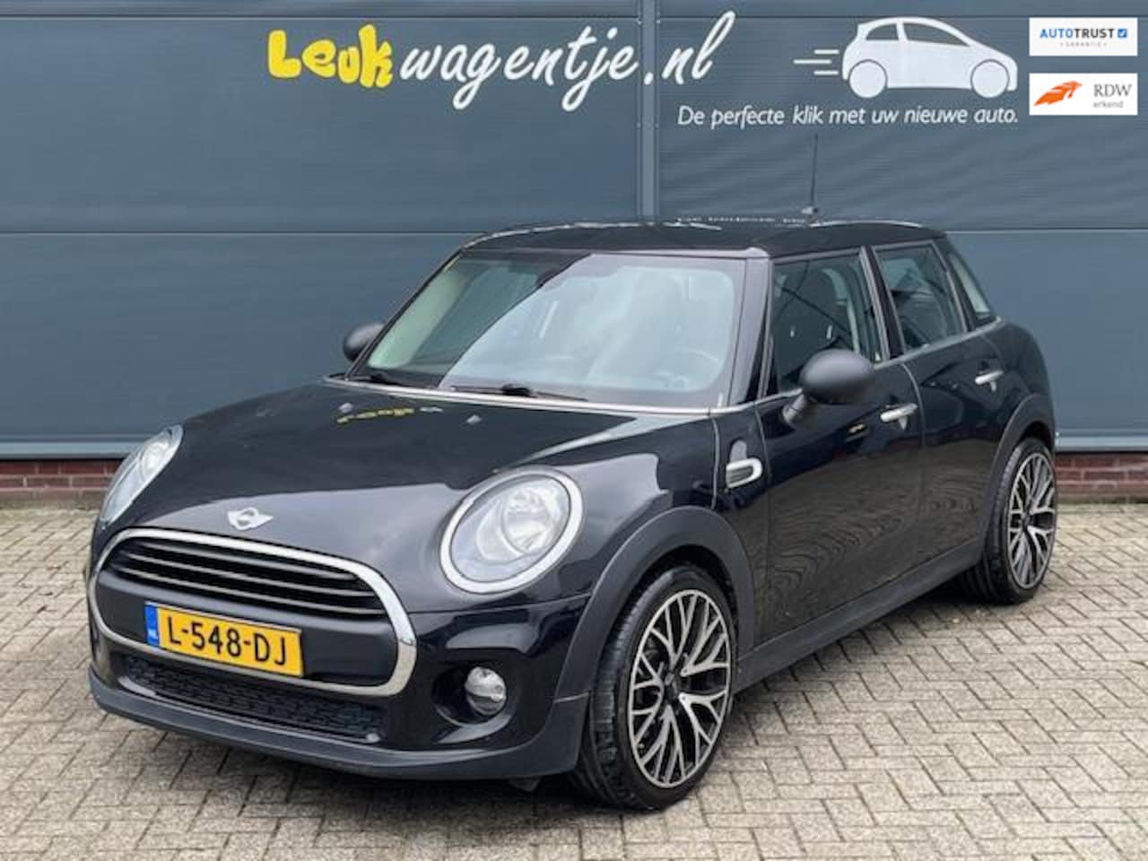 MINI One - Mini 1.5 First Pepper *5-deurs *cruise *stoelv *18" - AutoWereld.nl