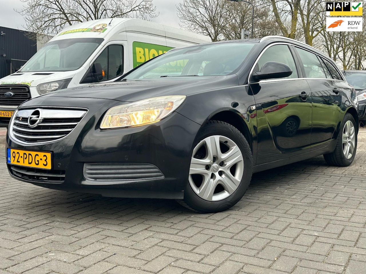 Opel Insignia Sports Tourer - 1.8 Edition 1.8 Edition - AutoWereld.nl