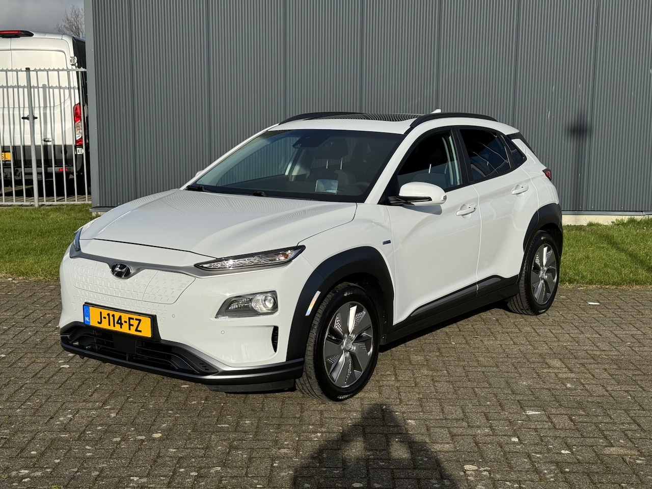 Hyundai Kona Electric - EV Premium 64 kWh - AutoWereld.nl