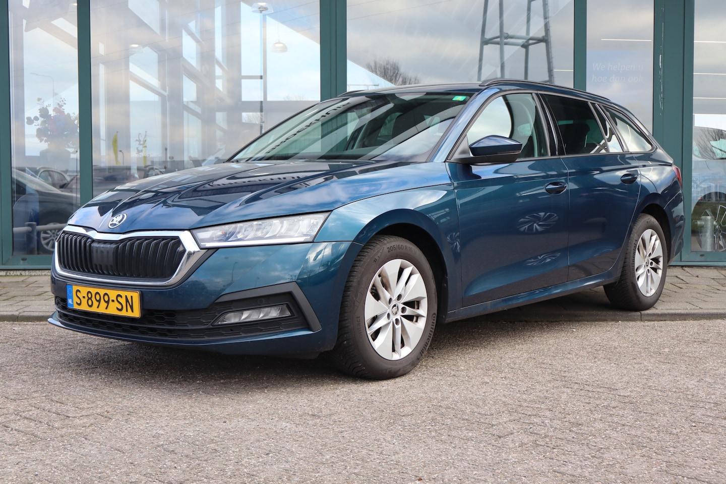 Skoda Octavia Combi - 1.0 TSI Business Edition 1.0 TSI Business Edition - AutoWereld.nl