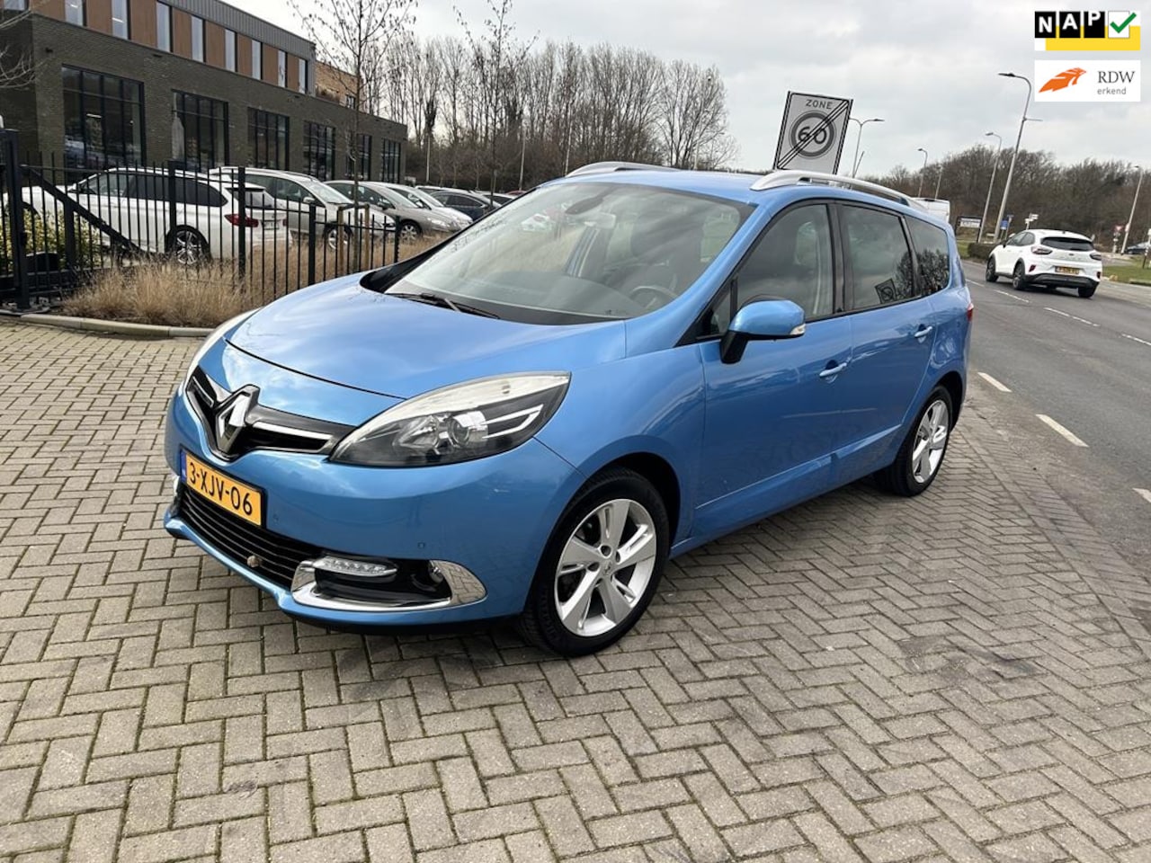 Renault Grand Scénic - 1.2 TCe R-Cinéma 2014! NAVIGATIE! NIEUWSTAAT! - AutoWereld.nl