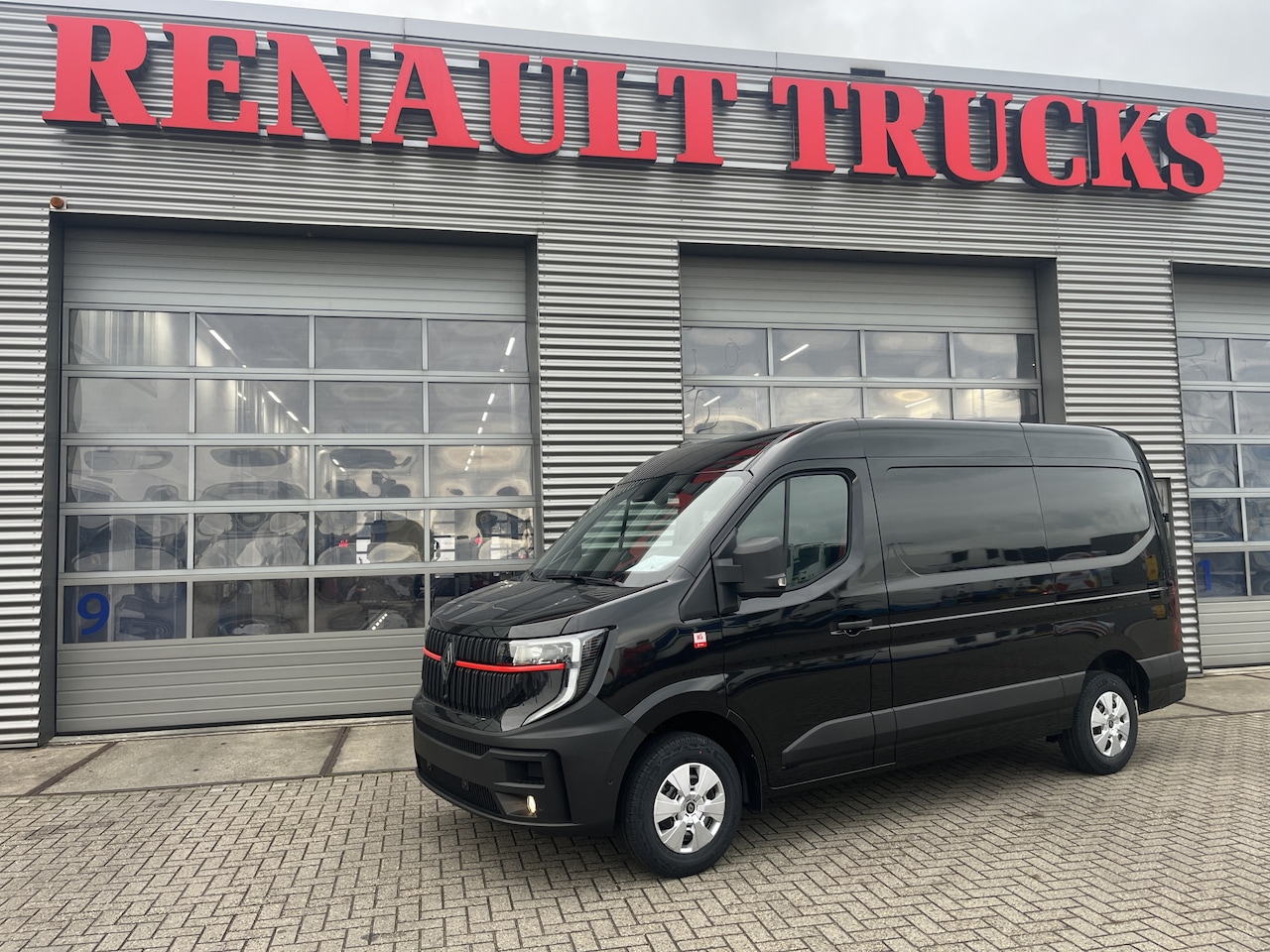 Renault Master - L2H2 Automaat 150PK Trekhaak, Verwarmde voorruit en stoelen, Trekhaak 2.5T inclusief BPM - AutoWereld.nl