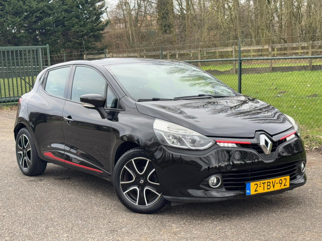 Renault Clio - 0.9 TCe Expression /Navi/Cruise/Airco/ - AutoWereld.nl