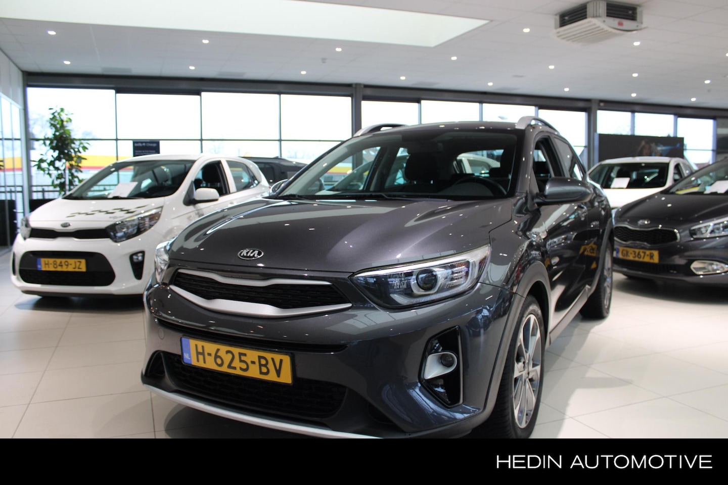 Kia Stonic - 1.0 T-GDi DynamicLine AUTOMAAT l Navigatie - AutoWereld.nl