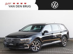 Volkswagen Passat Variant - 1.4 TSI PHEV GTE | Head-up | Navi 'Pro' | Dodehoekdetectie | Camera | Stoel- en stuurverwa