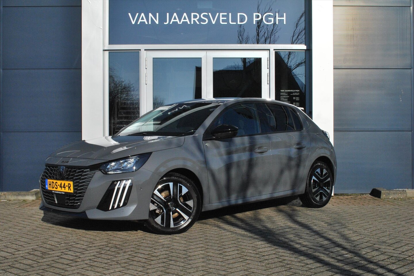 Peugeot 208 - 1.2 PureTech 100pk Allure / camera / verw.stoelen - AutoWereld.nl