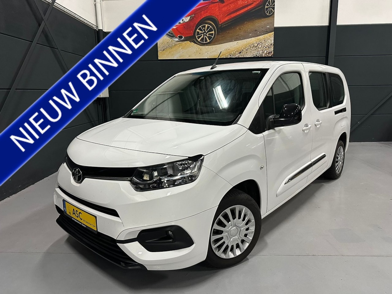 Toyota ProAce City Verso - L2 Lang 5+1 Automaat - Rolstoelauto - Slechts 10.000 km !! - 1e Eigenaar - Rolstoelvervoer - AutoWereld.nl