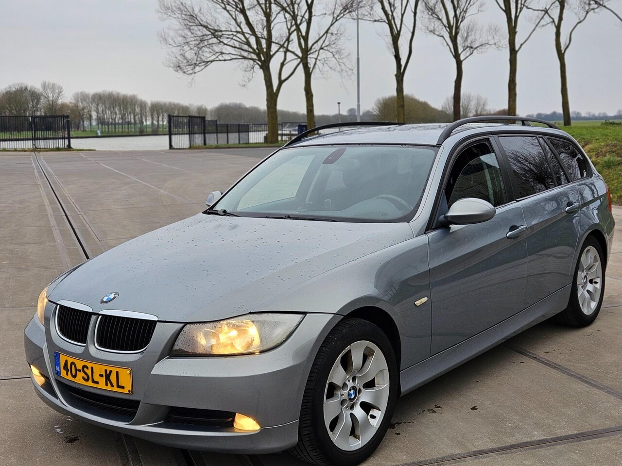 BMW 3-serie Touring - 320i High Executive 320i High Executive - AutoWereld.nl