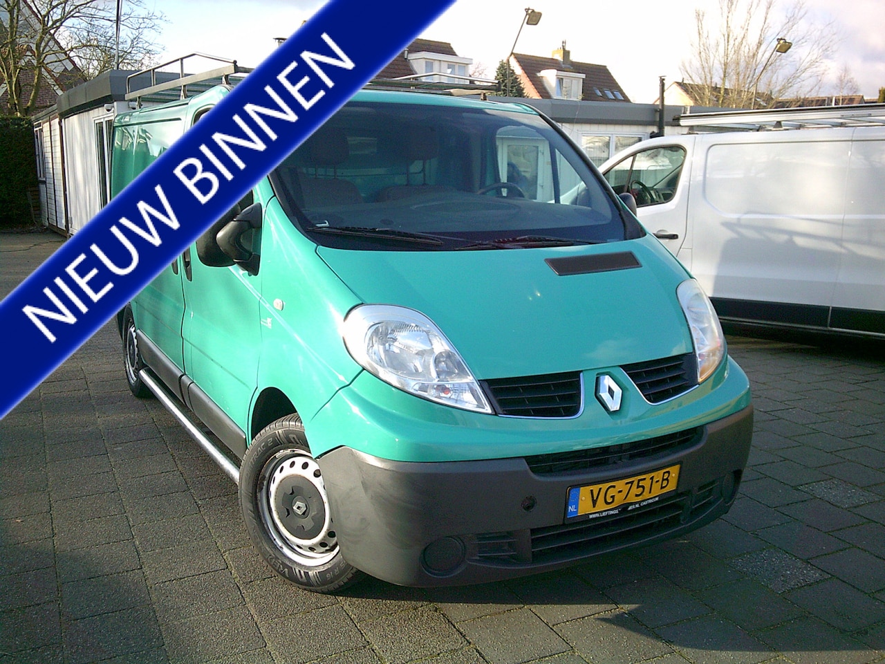 Renault Trafic - 2.0 dCi T27 L1H1 Générique VOORZIEN VAN AIRCO+TREKHAAK+IMPERIAAL !! - AutoWereld.nl