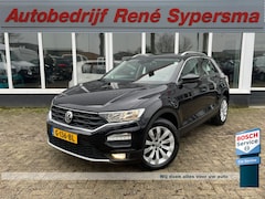 Volkswagen T-Roc - 1.0 TSI Style Business Adaptieve Cruise / NL Auto / Zwart Metallic