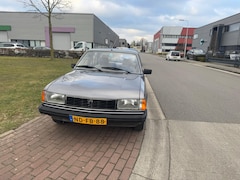 Peugeot 305 - AUTOMAAT 305 AUTOMAAT