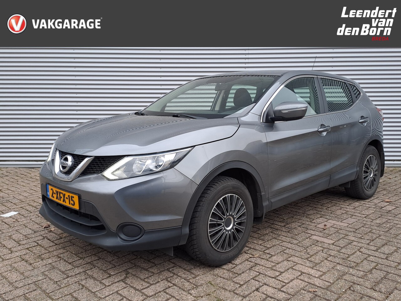 Nissan Qashqai - 1.2 Visia | Airco| Trekhaak | Cruise | PDC | LM Velgen | Winterbanden op Velg - AutoWereld.nl