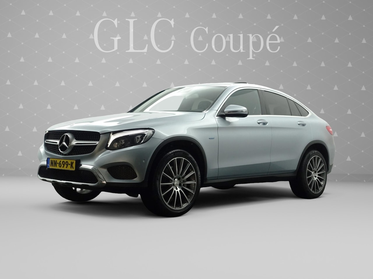 Mercedes-Benz GLC-klasse Coupé - 350e 4MATIC Hybride AMG Prestige Plus Aut- Schuifdak I  Burmester I  Keyless I Lane Assist - AutoWereld.nl