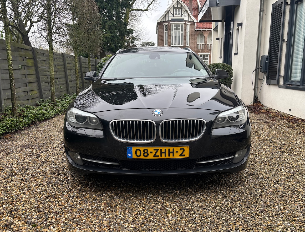 BMW 5-serie Touring - 528i High Executive - AutoWereld.nl