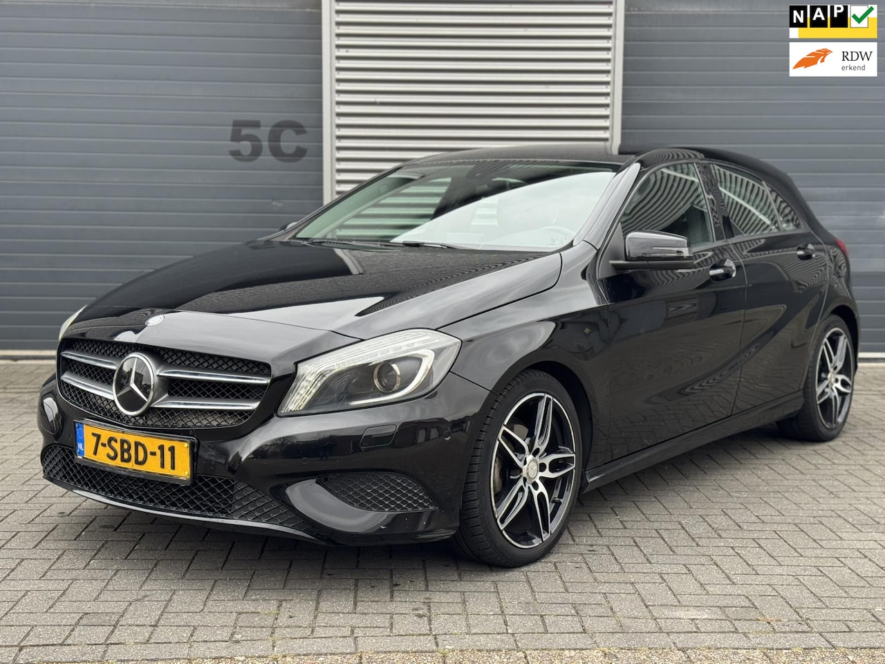 Mercedes-Benz A-klasse - 180 Edition Navigatie Distronic/Led/18'' - AutoWereld.nl