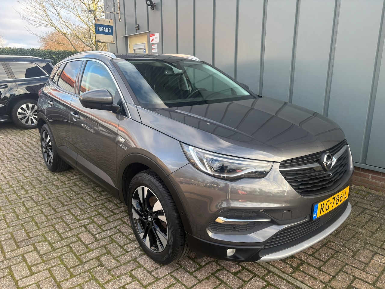 Opel Grandland X - 1.2 Turbo Innovation NAP//NAVI//CLIMA//LEDER//1EIGENAAR - AutoWereld.nl