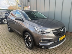 Opel Grandland X - 1.2 Turbo Innovation NAP//NAVI//CLIMA//LEDER//1EIGENAAR