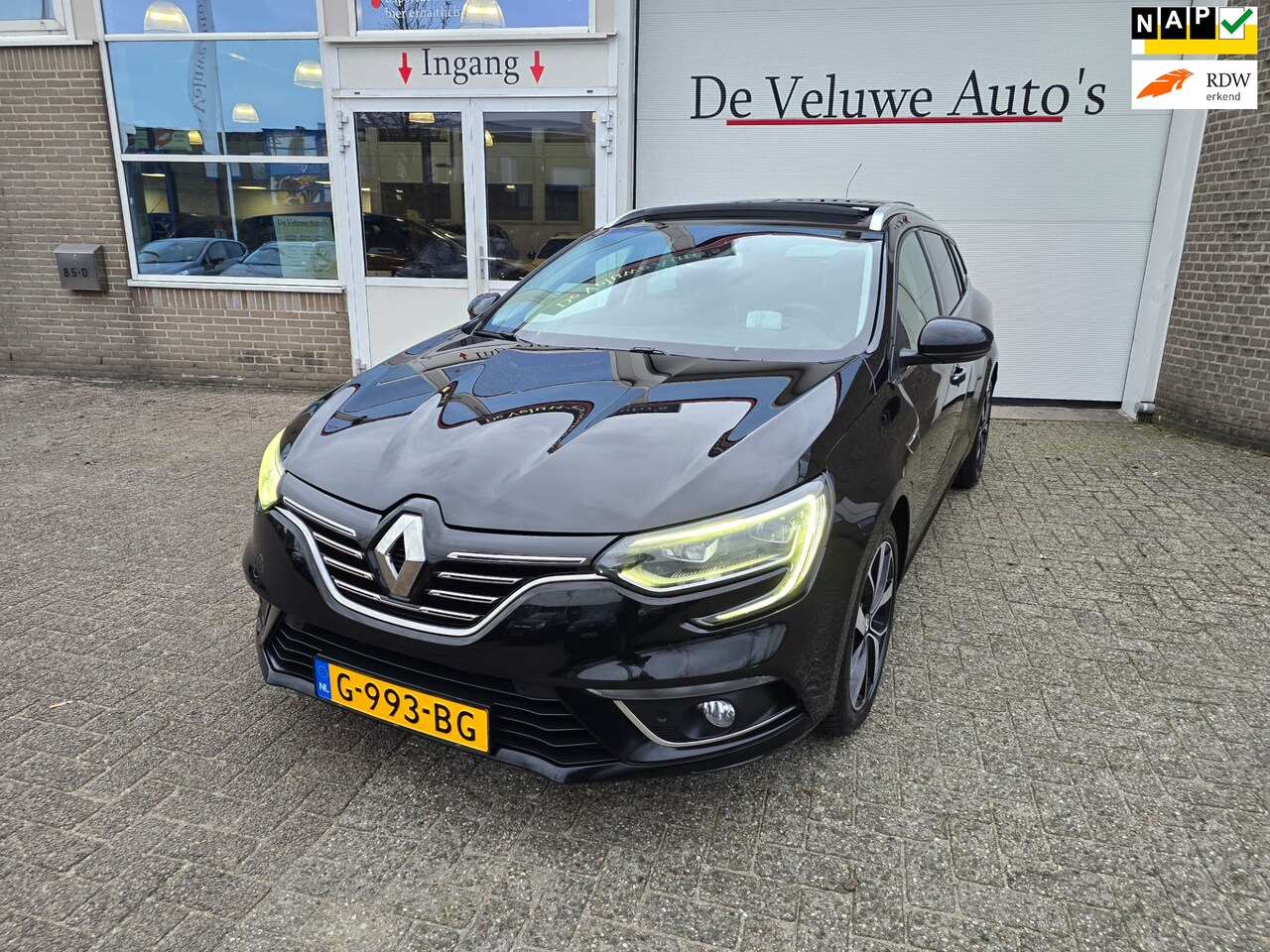 Renault Mégane Estate - 1.3 TCe Bose / pano / leder / head-up - AutoWereld.nl