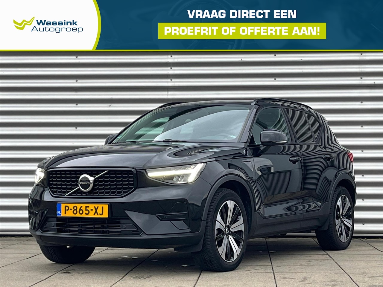 Volvo XC40 - T4 Twin Engine 211pk Geartronic Inscription Plus Dark | Winter Pack | Navigatie | Camera | - AutoWereld.nl