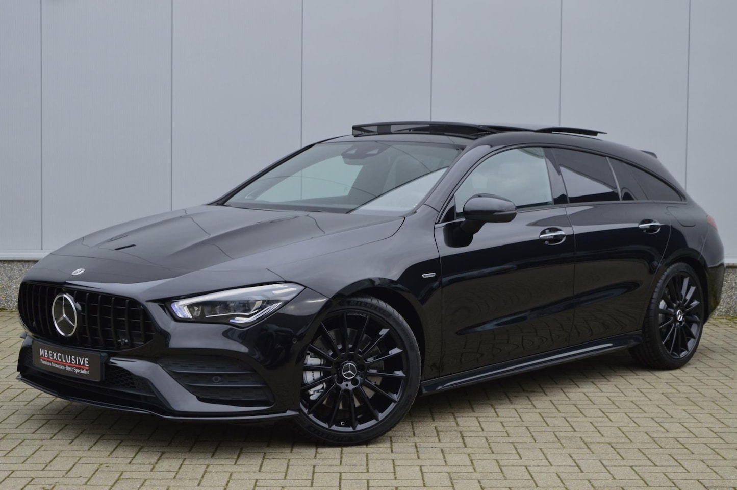 Mercedes-Benz CLA-klasse Shooting Brake - 250 Premium Plus Night Edition1 AUT7 2021 - AutoWereld.nl