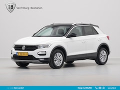 Volkswagen T-Roc - 1.0 TSI 110pk Style Navigatie Camera Clima Acc 321