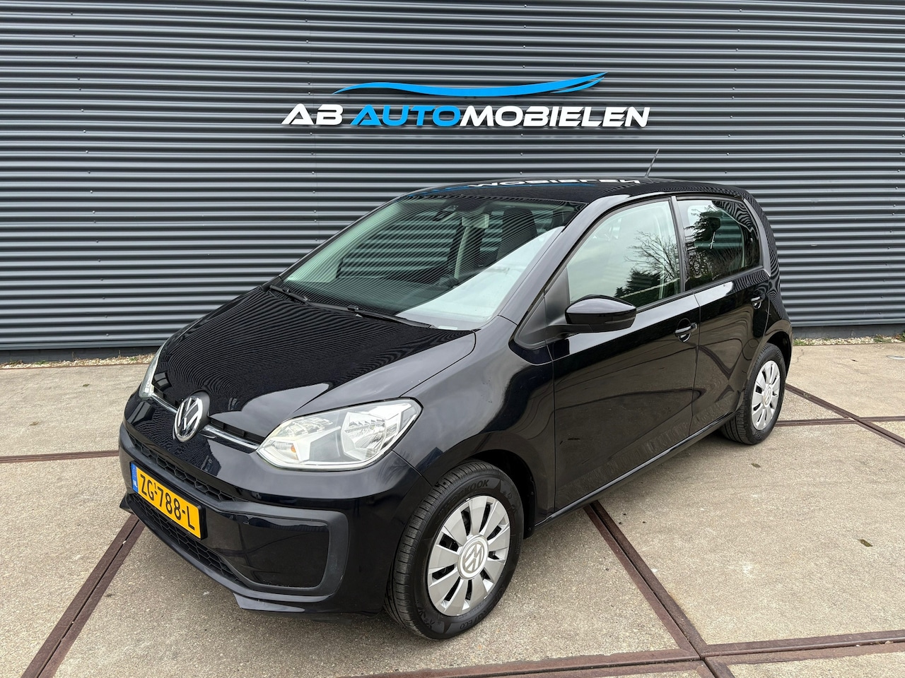 Volkswagen Up! - 1.0 BMT move up! 5 DEURS/ BLUETOOTH/ LED VERL - AutoWereld.nl