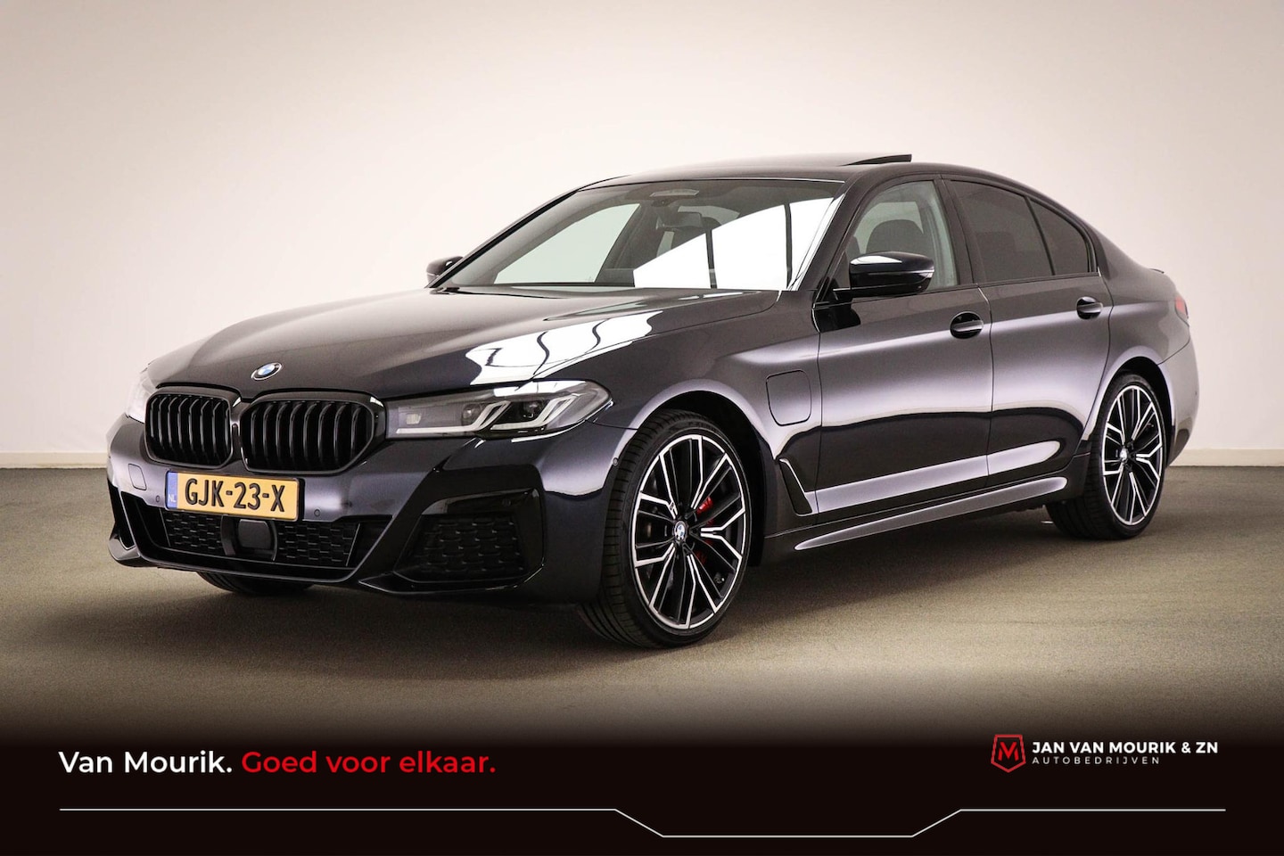 BMW 5-serie - 545e xDrive M-Sport High Executive | DRIVING ASSISTANT / AUDIO MEDIA / COMFORT ACCES- PACK - AutoWereld.nl