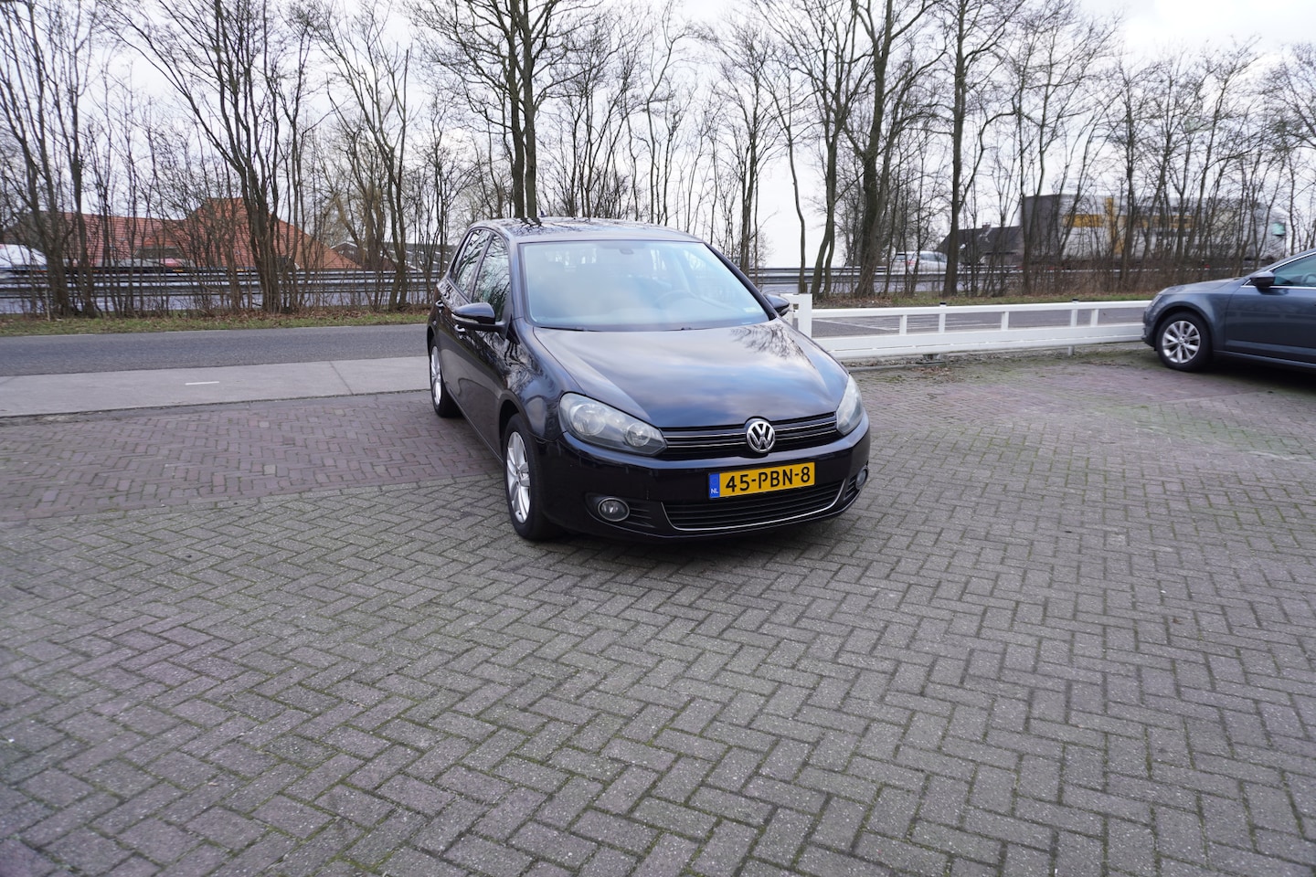 Volkswagen Golf - 1.2 TSI Highline BlueMotion CLIMA CRUISE NAVI - AutoWereld.nl