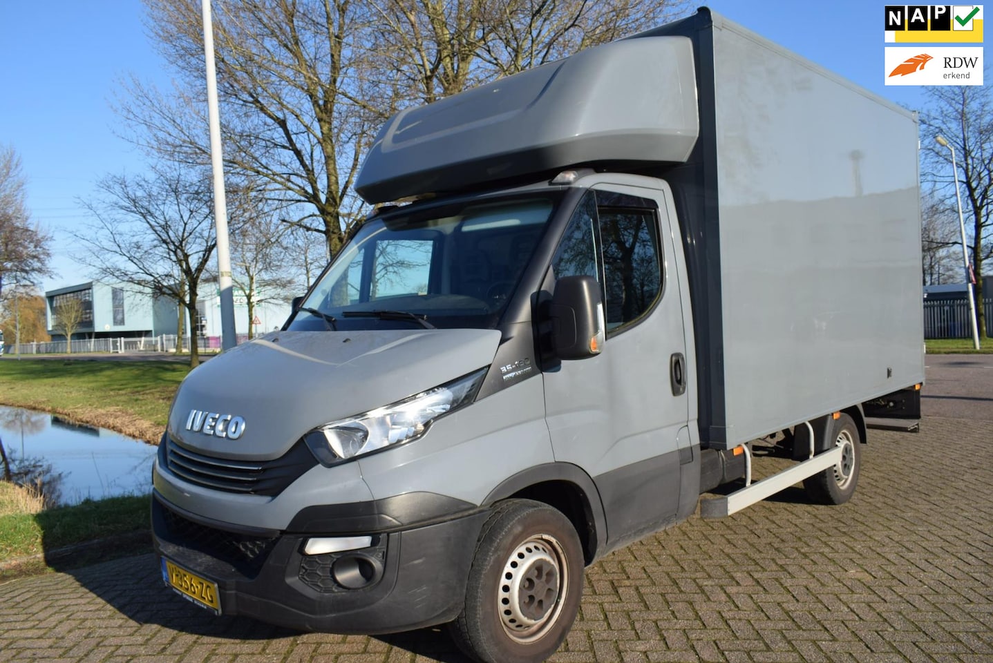 Iveco Daily - 35S16 2.3 345 35S16 2.3 345 - AutoWereld.nl