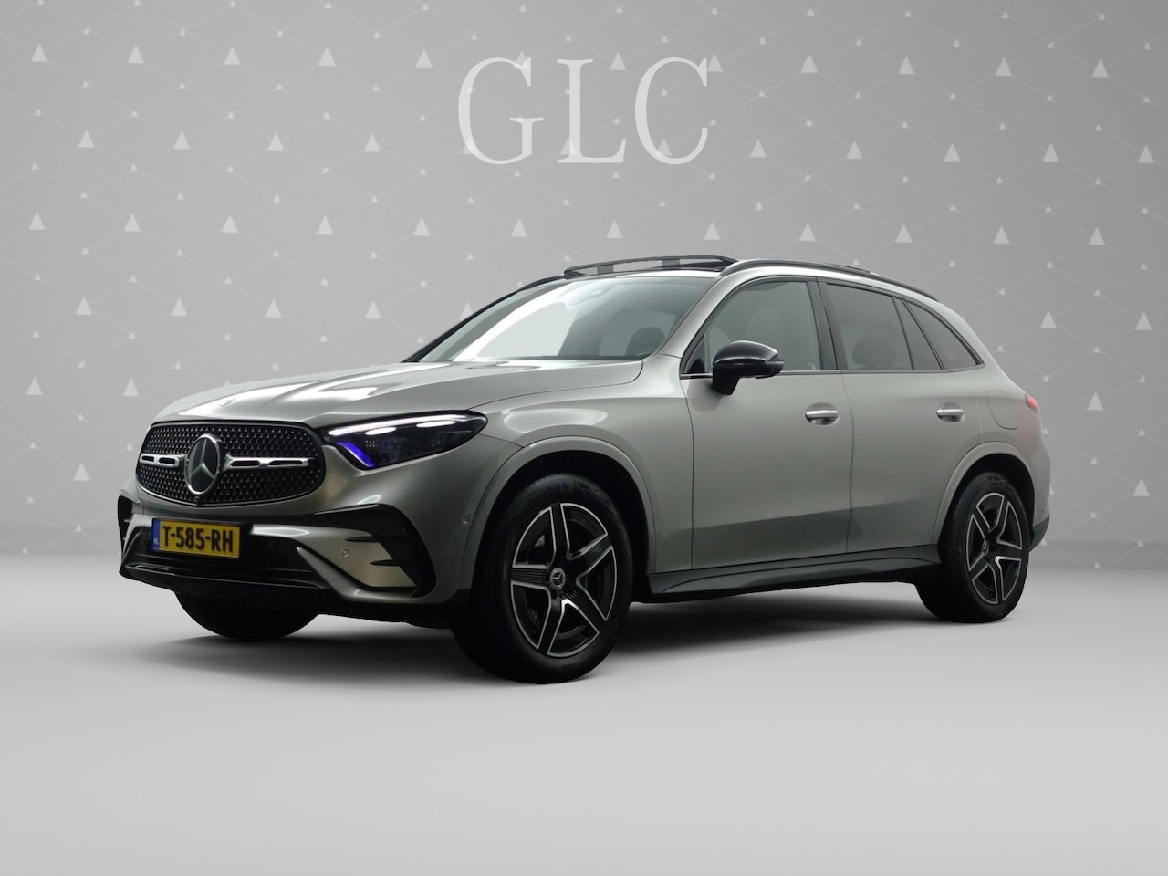 Mercedes-Benz GLC-klasse - 400e 4MATIC AMG Pug in Hybrid Achteras besturing I  Burmester Audio I  Head Up I  Panorama - AutoWereld.nl