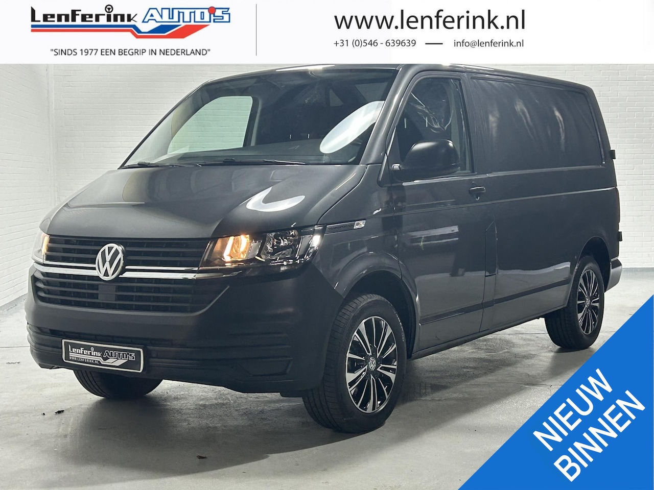 Volkswagen Transporter - 2.0 TDI 150 pk L1H1 Airco, 17" LMV, 3-Zits Laadruimte Pakket, PDC V+A, Bluetooth - AutoWereld.nl