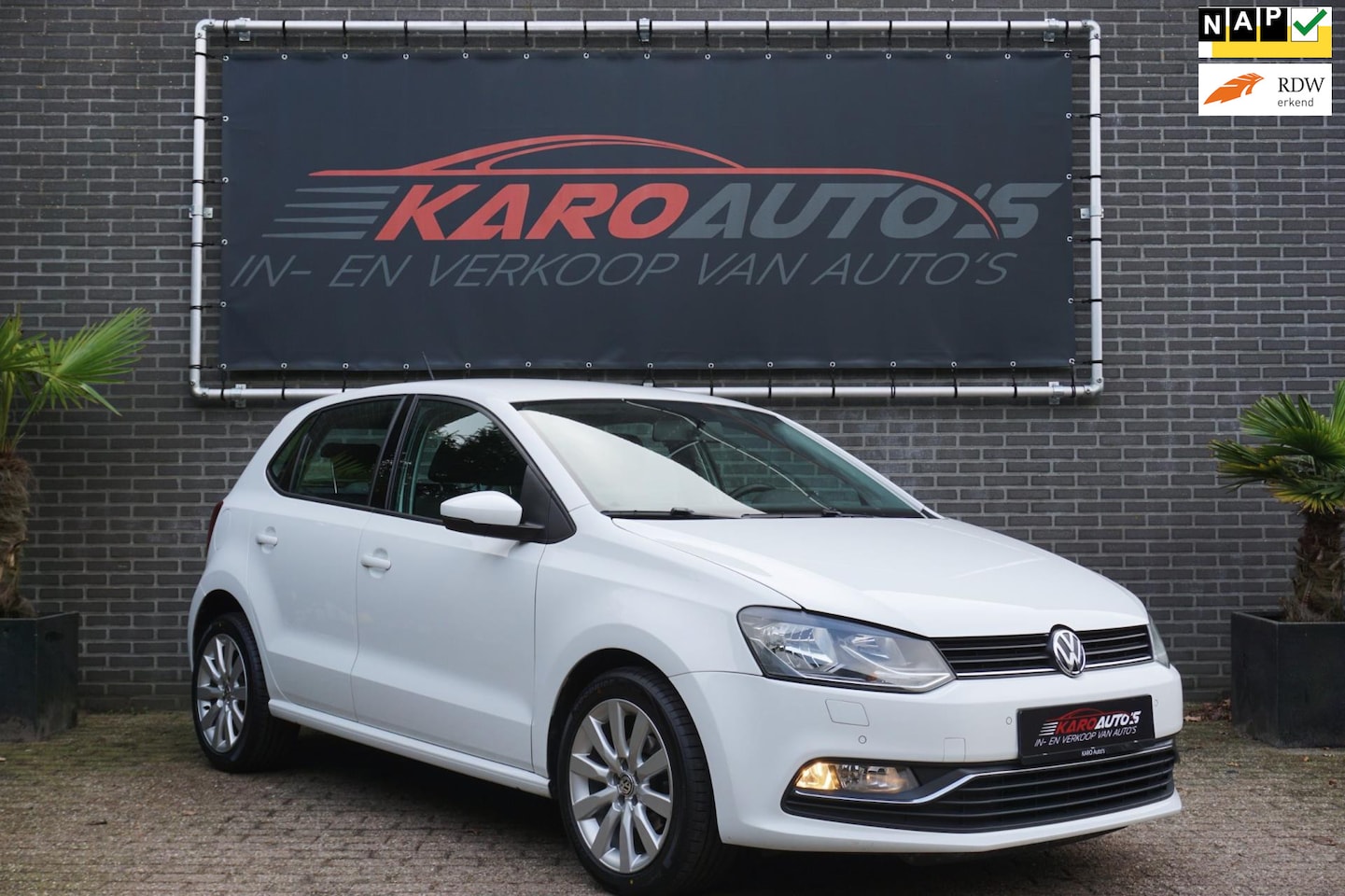 Volkswagen Polo - 1.2 TSI Comf. Cruise Airco Stoelv Pdc 1e Eig - AutoWereld.nl