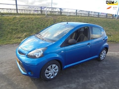 Toyota Aygo - ayco 1.0 benzine 5 deurs airco