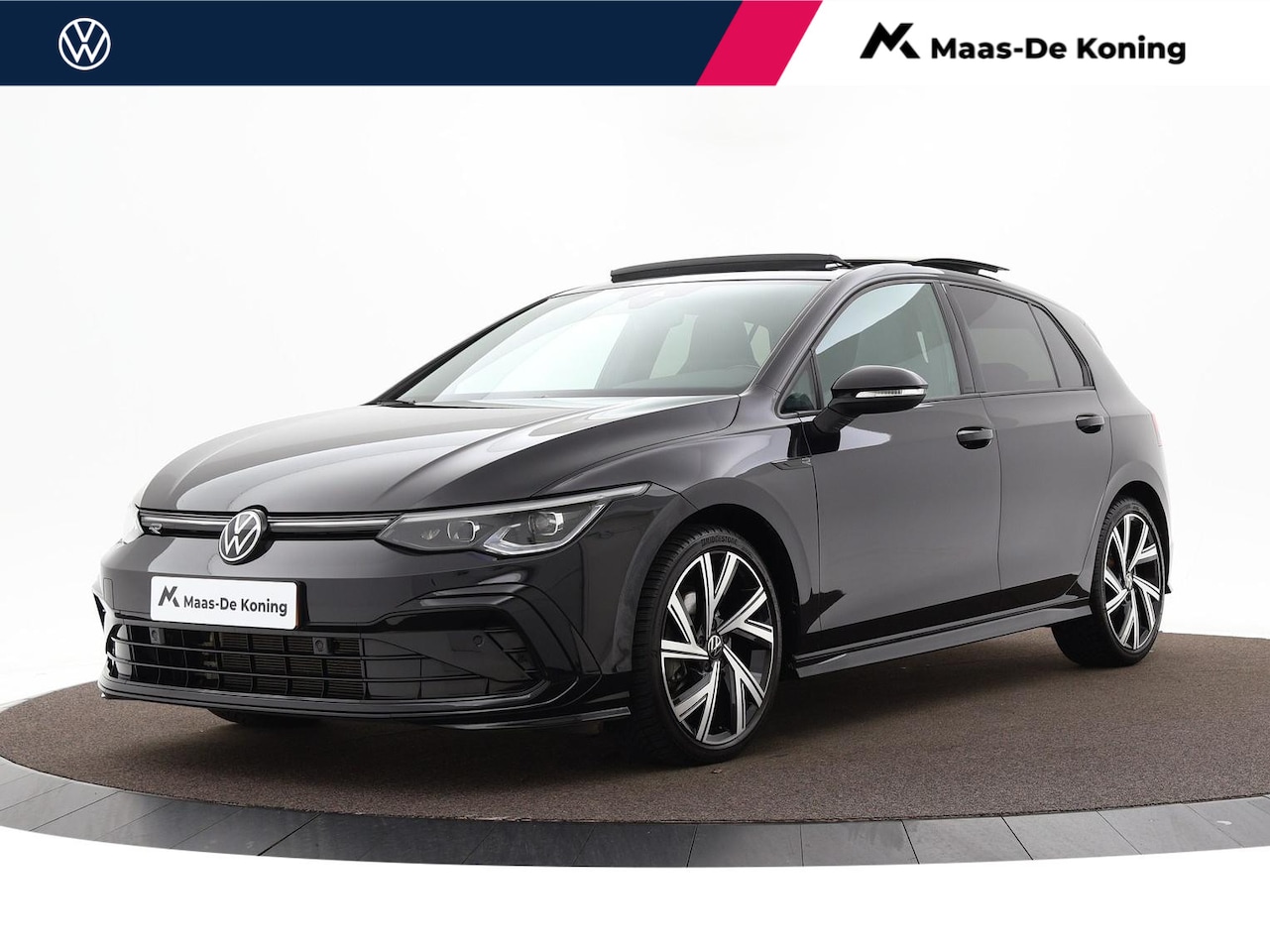 Volkswagen Golf - 1.5 eTSI 150pk DSG R-Line Business | Panoramadak | Achteruitrijcamera | Stuur & Stoelverwa - AutoWereld.nl