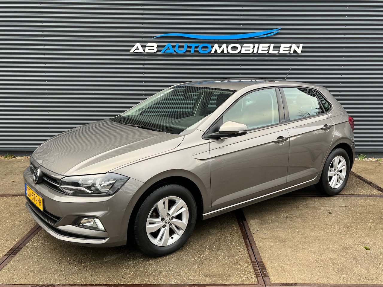 Volkswagen Polo - 1.0 TSI Comfortline CARPLAY/ NAVI - AutoWereld.nl