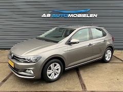 Volkswagen Polo - 1.0 TSI Comfortline CARPLAY/ NAVI