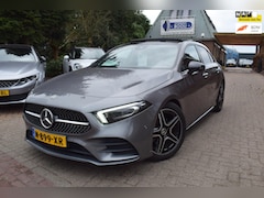 Mercedes-Benz A-klasse - 180 Business Solution AMG/AUTOM /PANO DAK/CRUISE/CAMERA/WIDESCREEN/SFEERVERL/TREKH/NL-AUTO