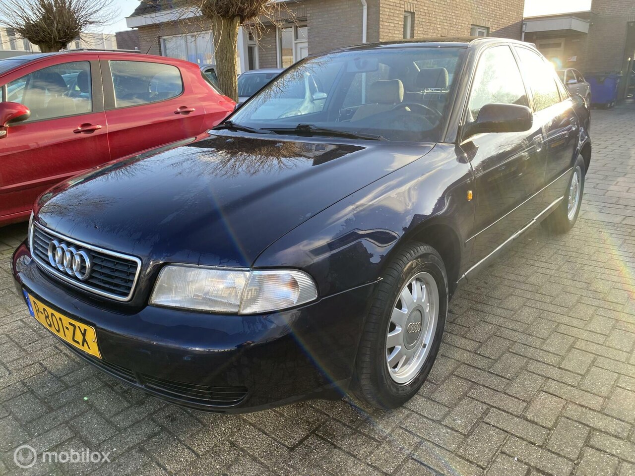 Audi A4 Limousine - 1.6 C Advance 172.DKM CLIMATRONIC APK 14-02-2026 - AutoWereld.nl