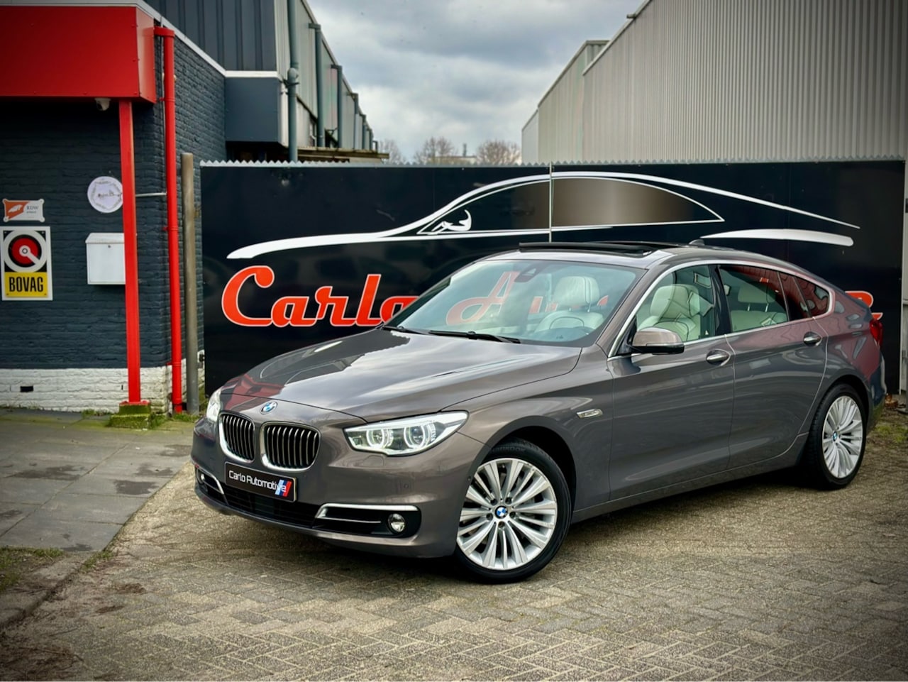 BMW 5-serie Gran Turismo - 530xd INDIVIDUAL|SOFTCL|PANO|360|HUD VOL! - AutoWereld.nl