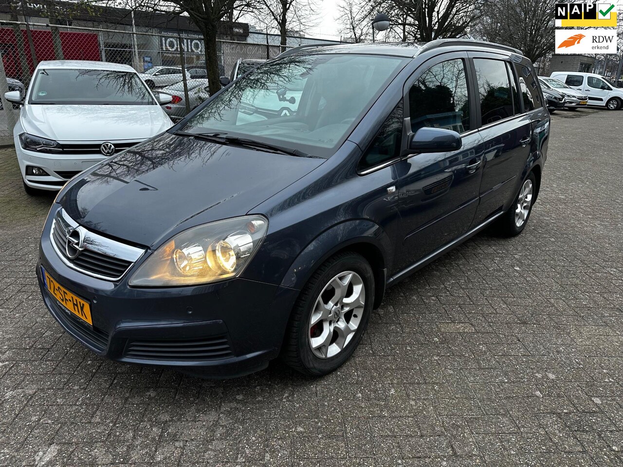 Opel Zafira - 2.2 Cosmo* P-senoren* Airco* Velgen* Beurt - AutoWereld.nl