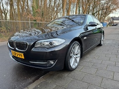 BMW 5-serie - 530i High Executive HUD, Softclose, Comfort access, Night vision