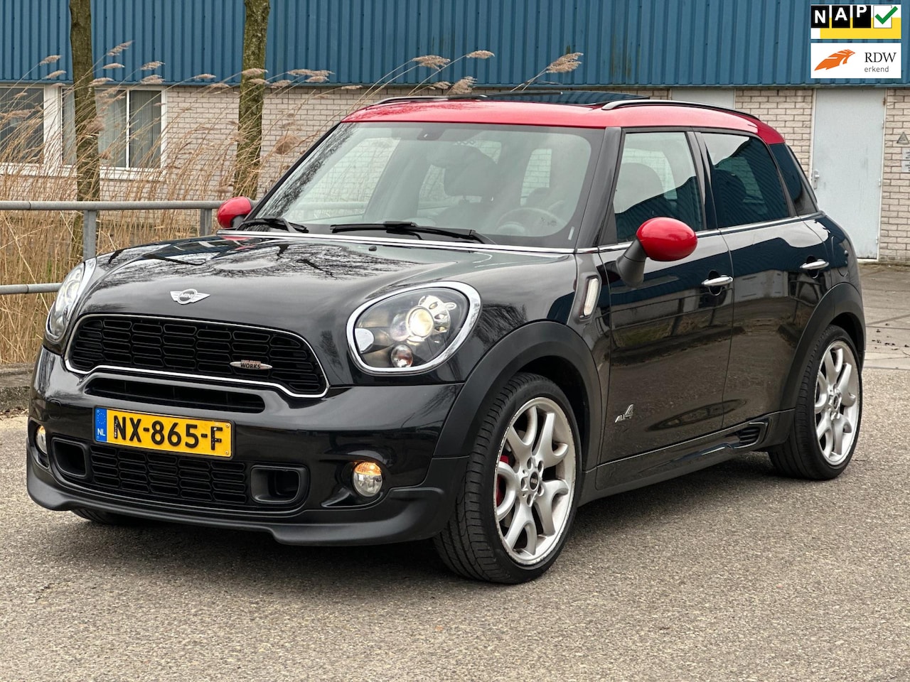 MINI Countryman - Mini 1.6 John Cooper Works ALL4 Chili Automaat! Pano! 218 PK! - AutoWereld.nl