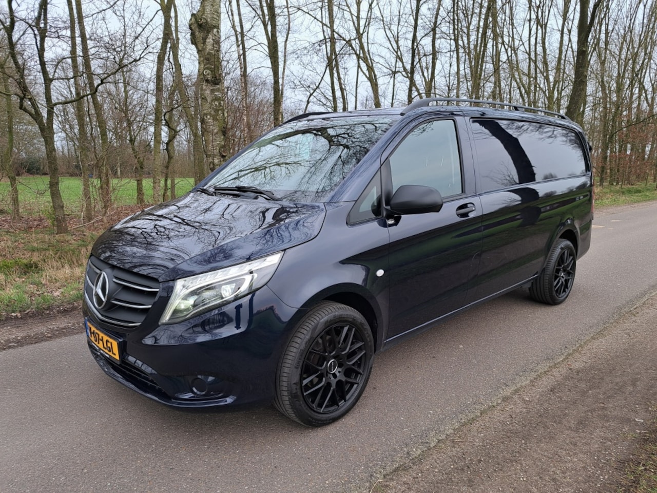 Mercedes-Benz Vito - 116 CDI Lang Aut. | Leder | Stoelverw. | Camera | Carplay - AutoWereld.nl