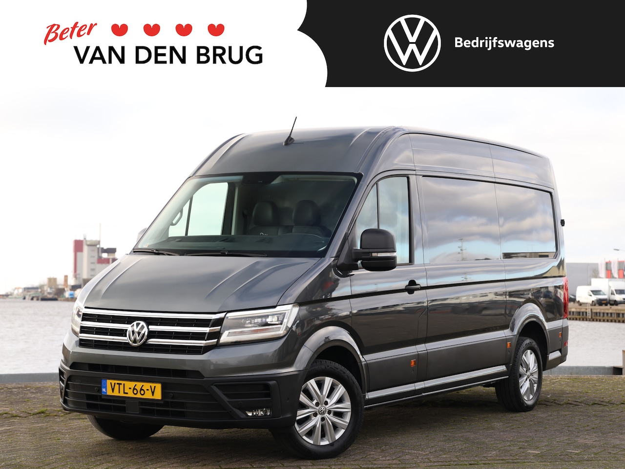 Volkswagen Crafter - 35 2.0 TDI 177pk L3H3 Exclusive 75 Edition | Navi | LED | ACC | Leer | Trekhaak | Airco | - AutoWereld.nl