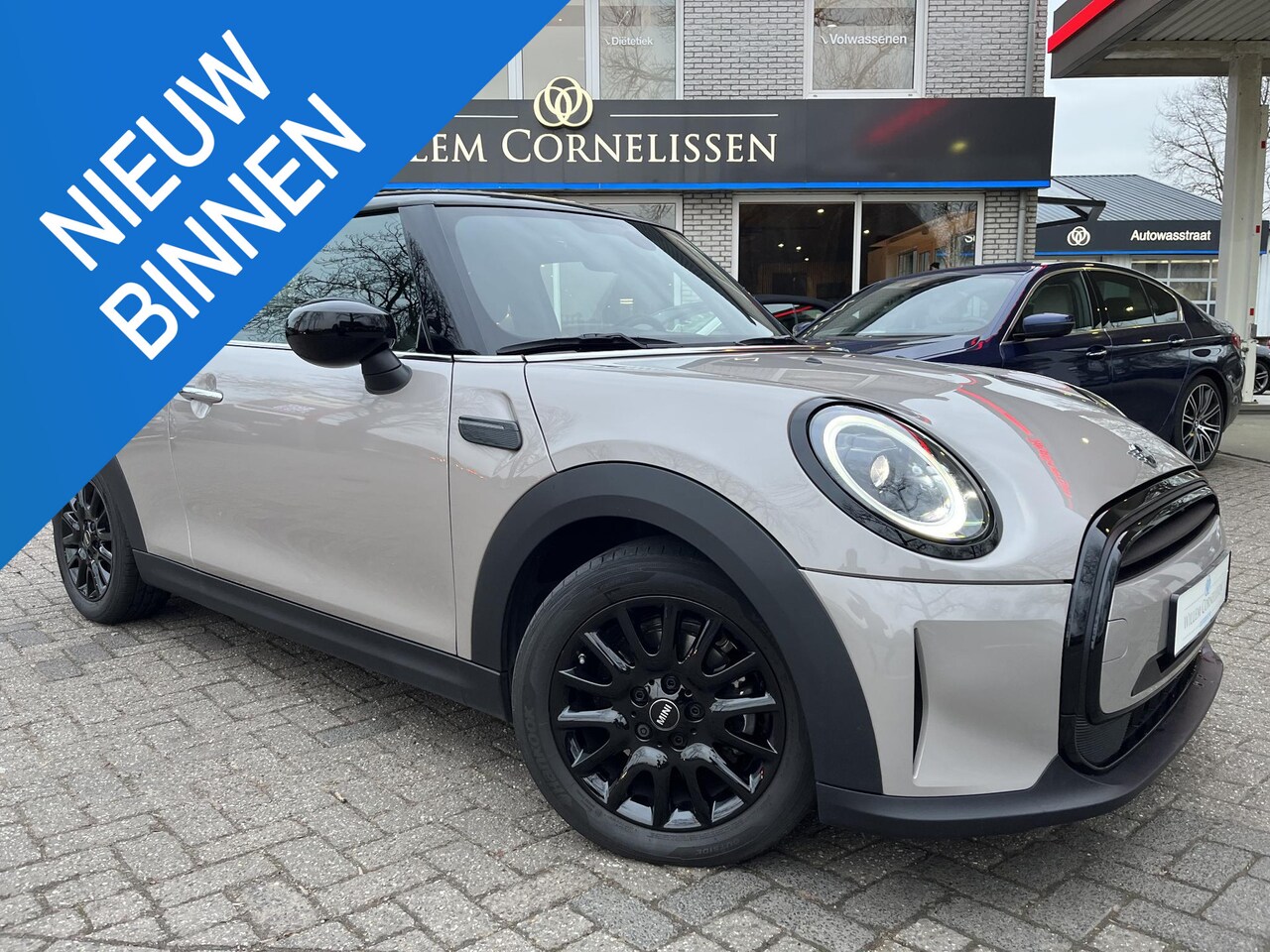 MINI Cooper - Mini 1.5 Business Edition Navi Apple Carplay PDC - AutoWereld.nl