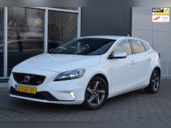 Volvo V40 - 2.0 D4 R-Design | Navi | Leder | PDC | APK 9-2025