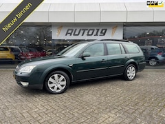 Ford Mondeo Wagon - 2.0-16V First Edition