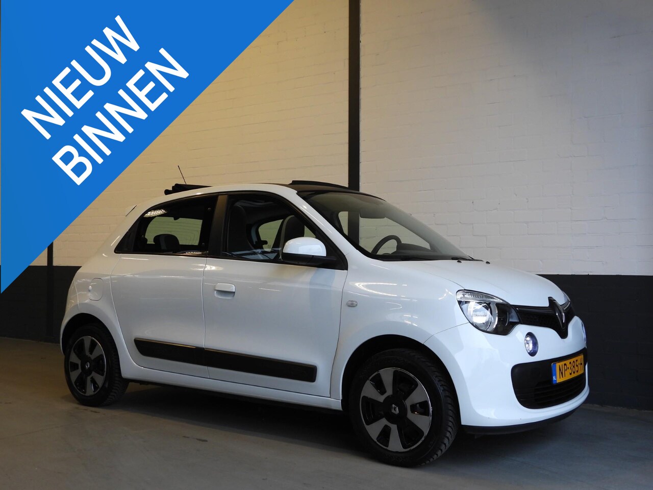 Renault Twingo - Cabrio 1.0 SCe Collection AIRCO/CRUISE/BLUETOOTH! - AutoWereld.nl