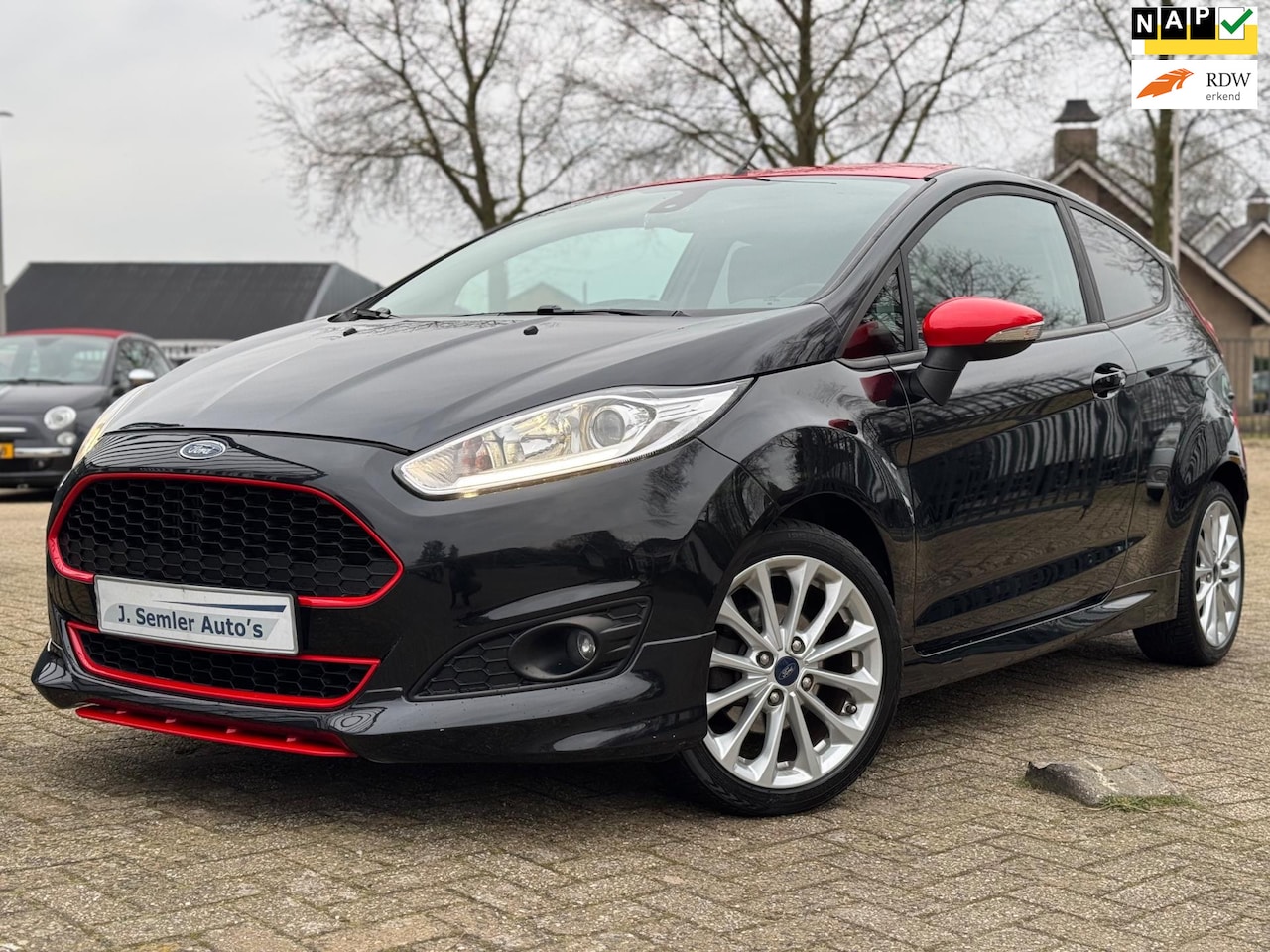 Ford Fiesta - 1.0 EcoBoost ST-LINE BLACK EDITION NAVI CRUISE CTRL PDC - AutoWereld.nl