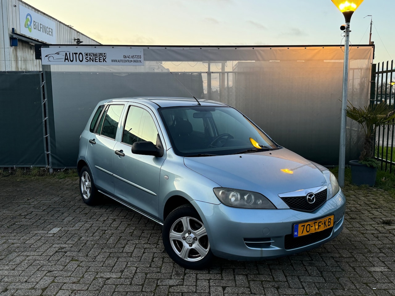 Mazda 2 - 1.4 Exclusive NIEUWE APK - Airco - Cruise - AutoWereld.nl